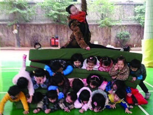 �@���ˣ�10���׃��B3���������| �ώ����Ϸ�����һ���R